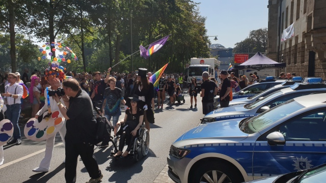 ../fotos/csd_bremen_2019/2019-08-31 12.41.25.jpg